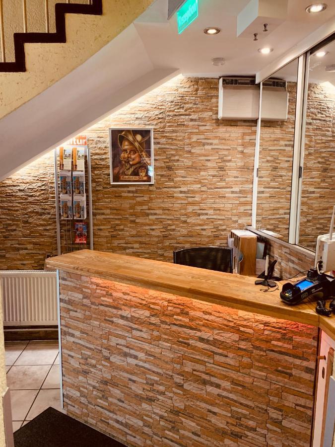 Hotel Kunibert Der Fiese Κολωνία Εξωτερικό φωτογραφία