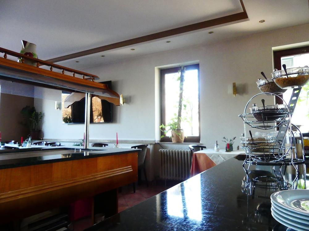 Hotel Kunibert Der Fiese Κολωνία Εξωτερικό φωτογραφία