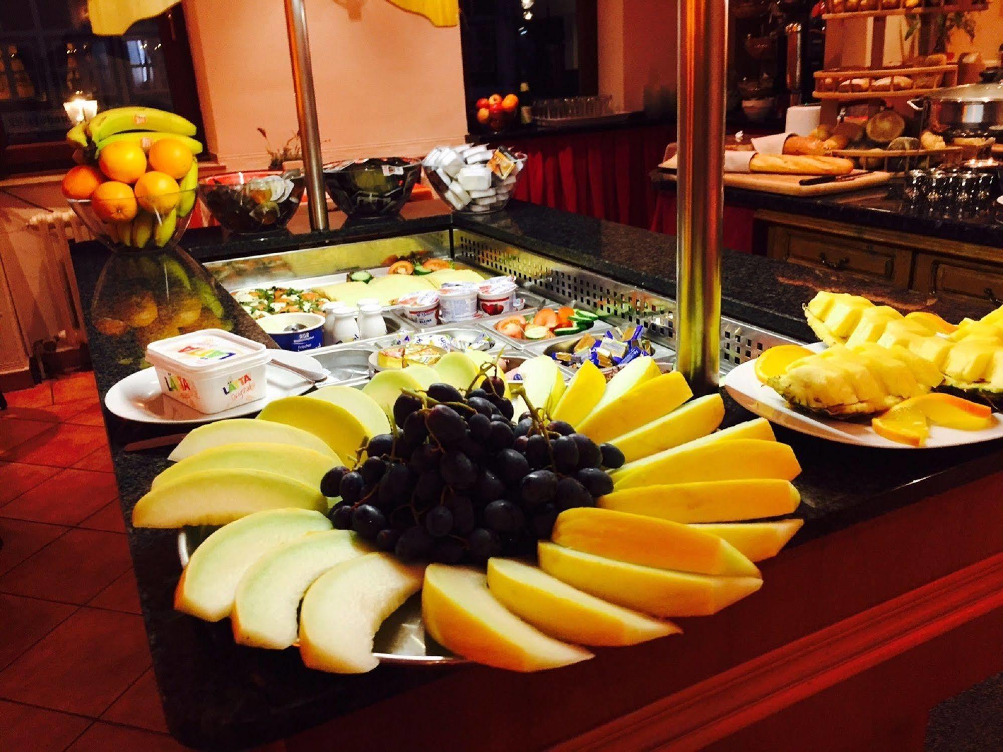 Hotel Kunibert Der Fiese Κολωνία Εξωτερικό φωτογραφία