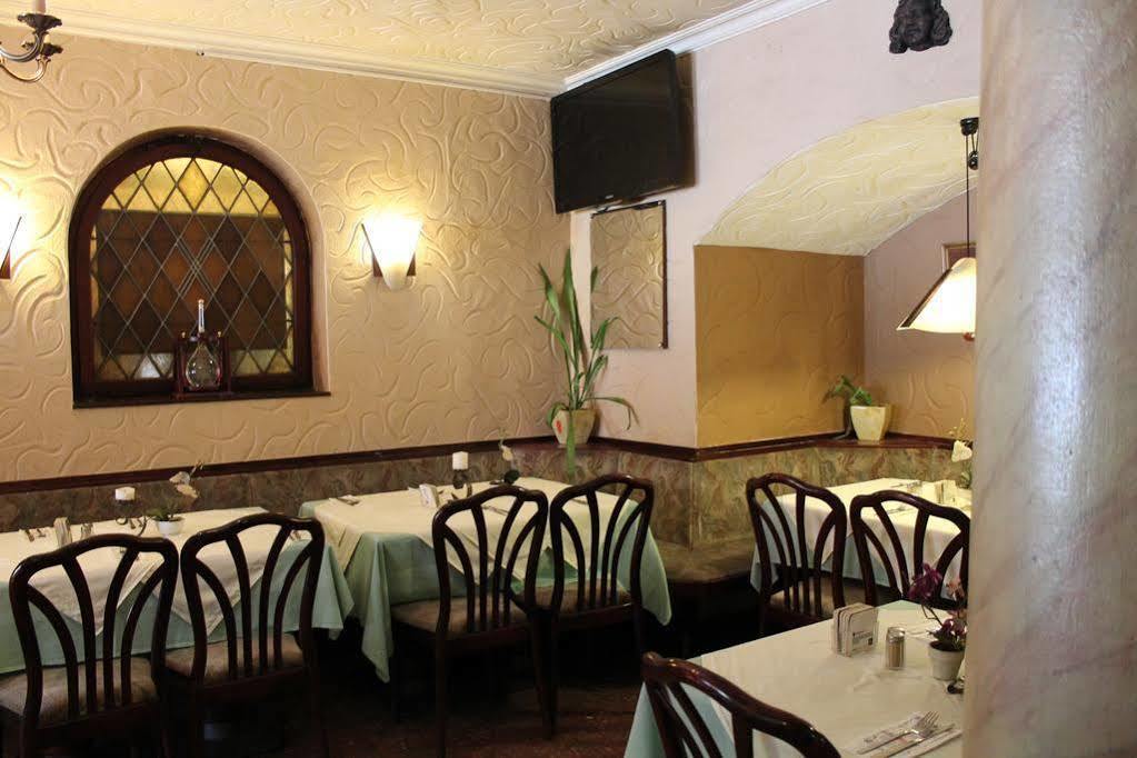 Hotel Kunibert Der Fiese Κολωνία Εξωτερικό φωτογραφία