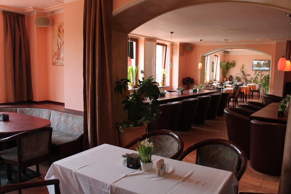 Hotel Kunibert Der Fiese Κολωνία Εξωτερικό φωτογραφία